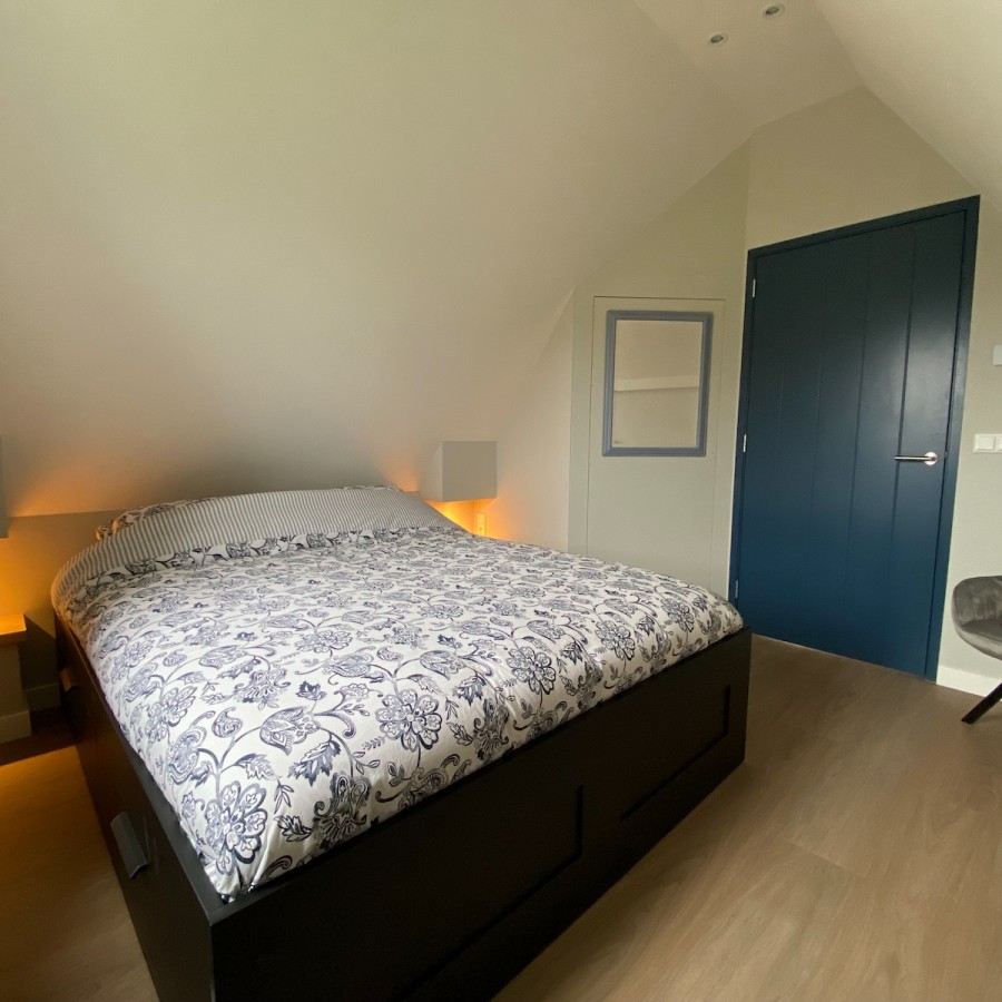 Vakantiewoning Westkaap slaapkamer met queensize bed.